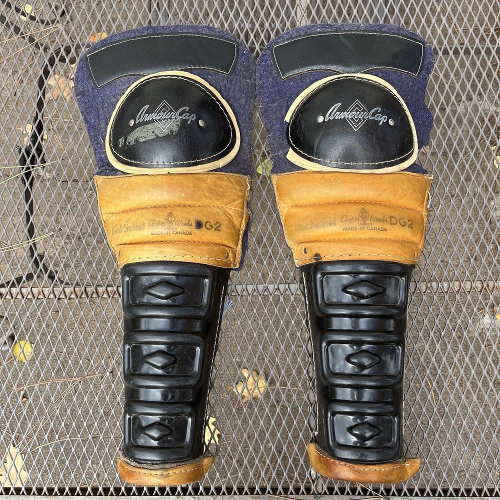 Vintage Cooper Black Diamond DG2 Leather Hockey Shin Pads Leg‎ Guards